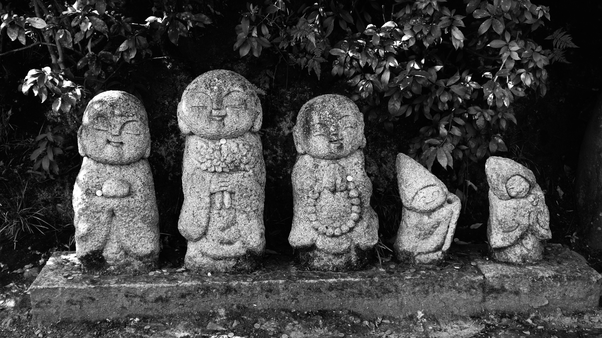 What if You Were Always Surrounded by Friends?