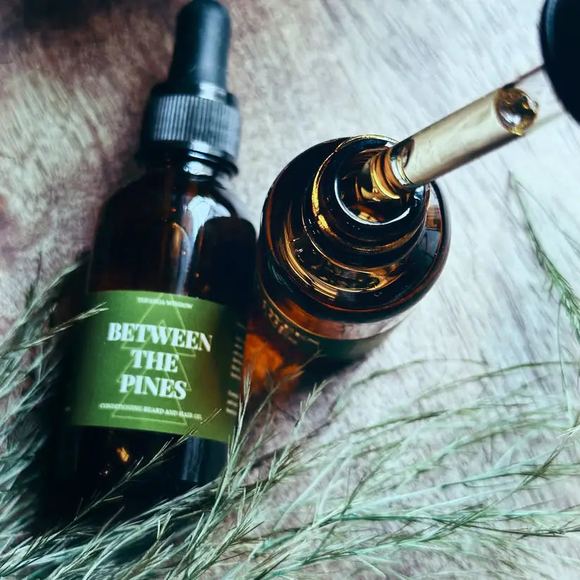 BETWEEN THE PINES Organic Conditioning Beard and Hair Oil
