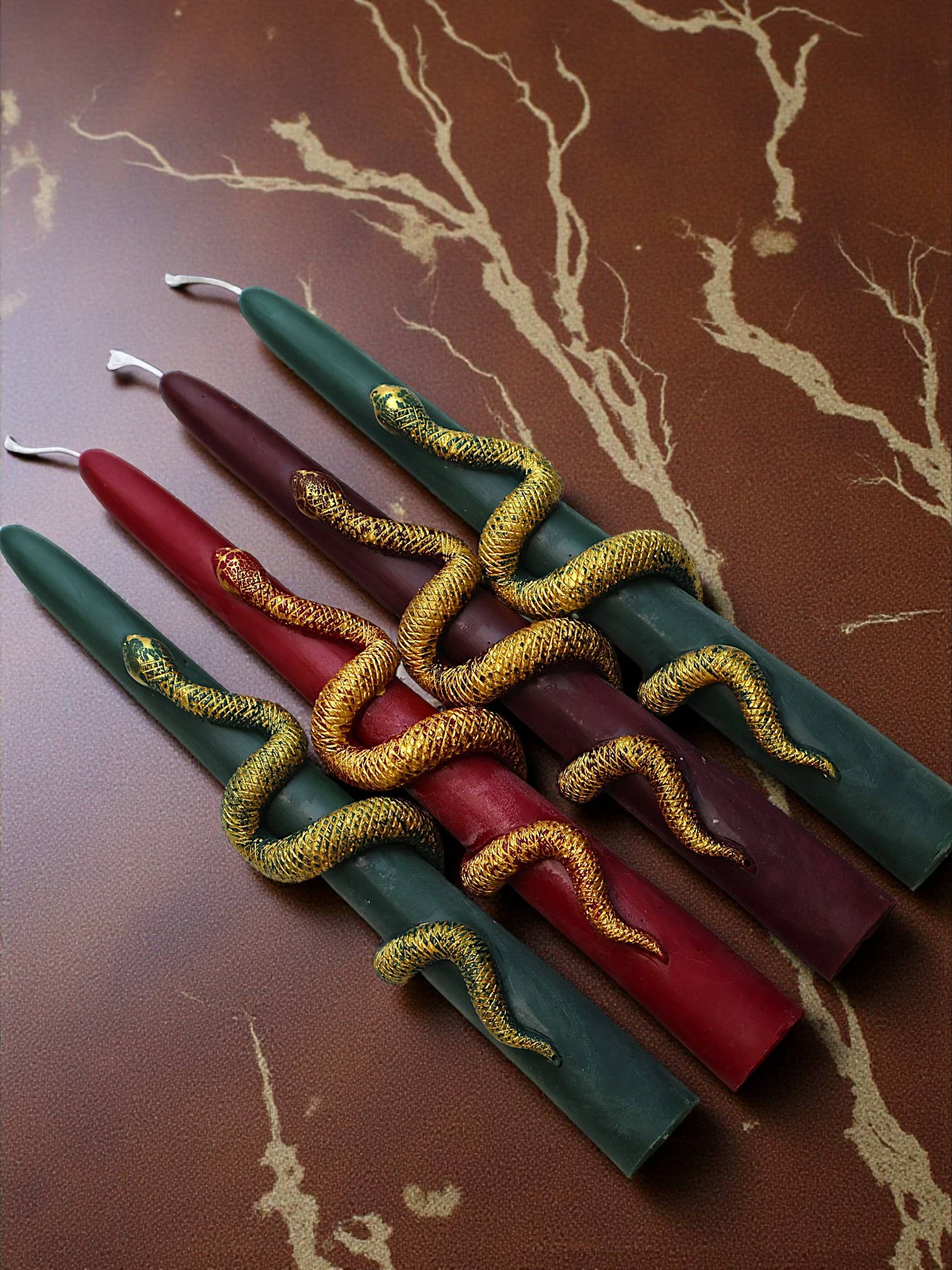 Taper Candle with Gold Snake 9.5x1in