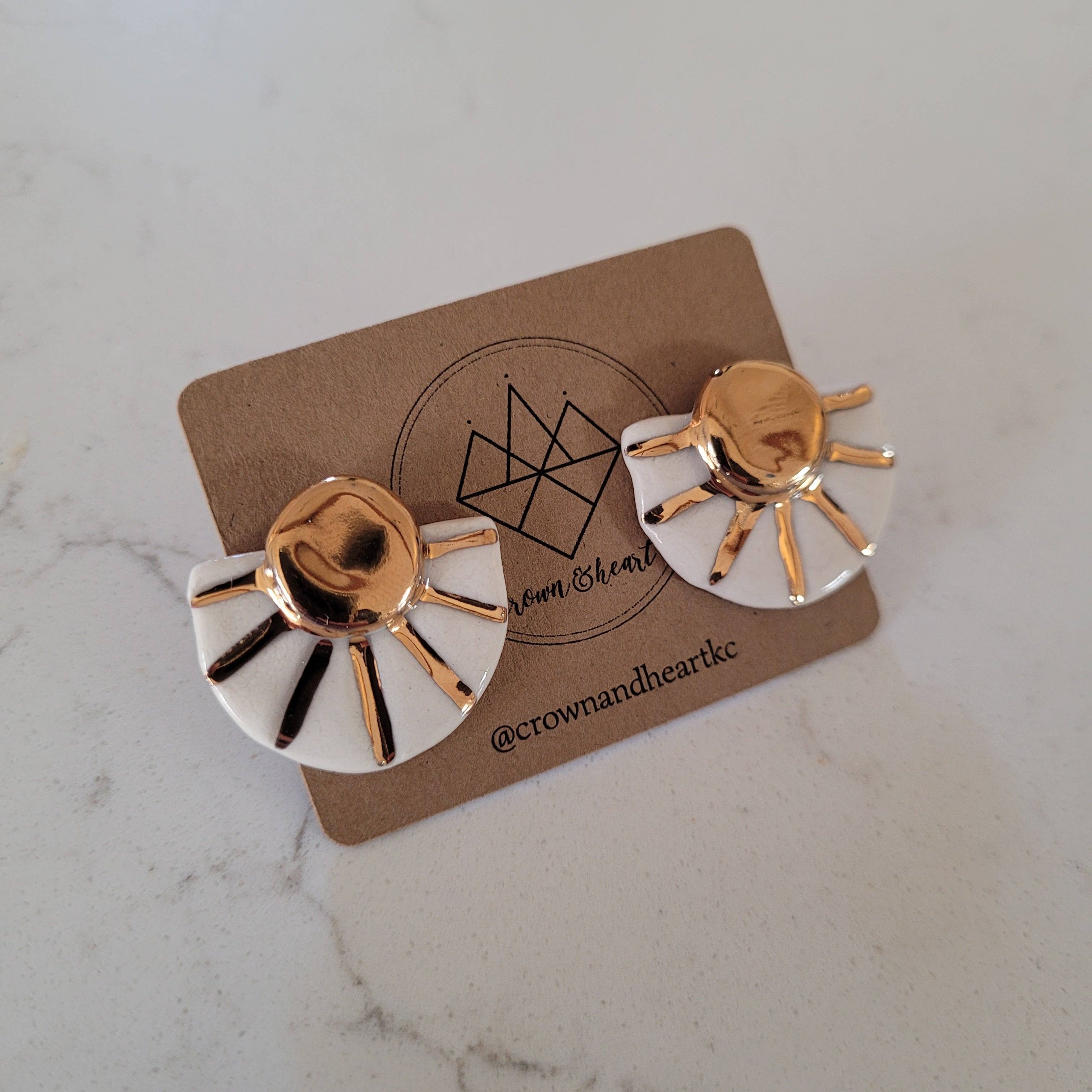 Sunburst studs
