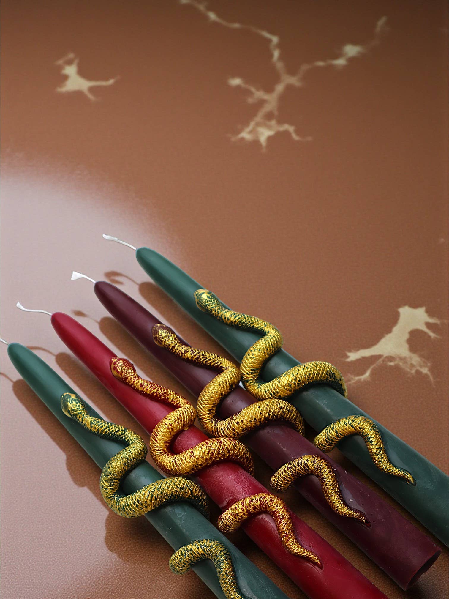 Taper Candle with Gold Snake 9.5x1in