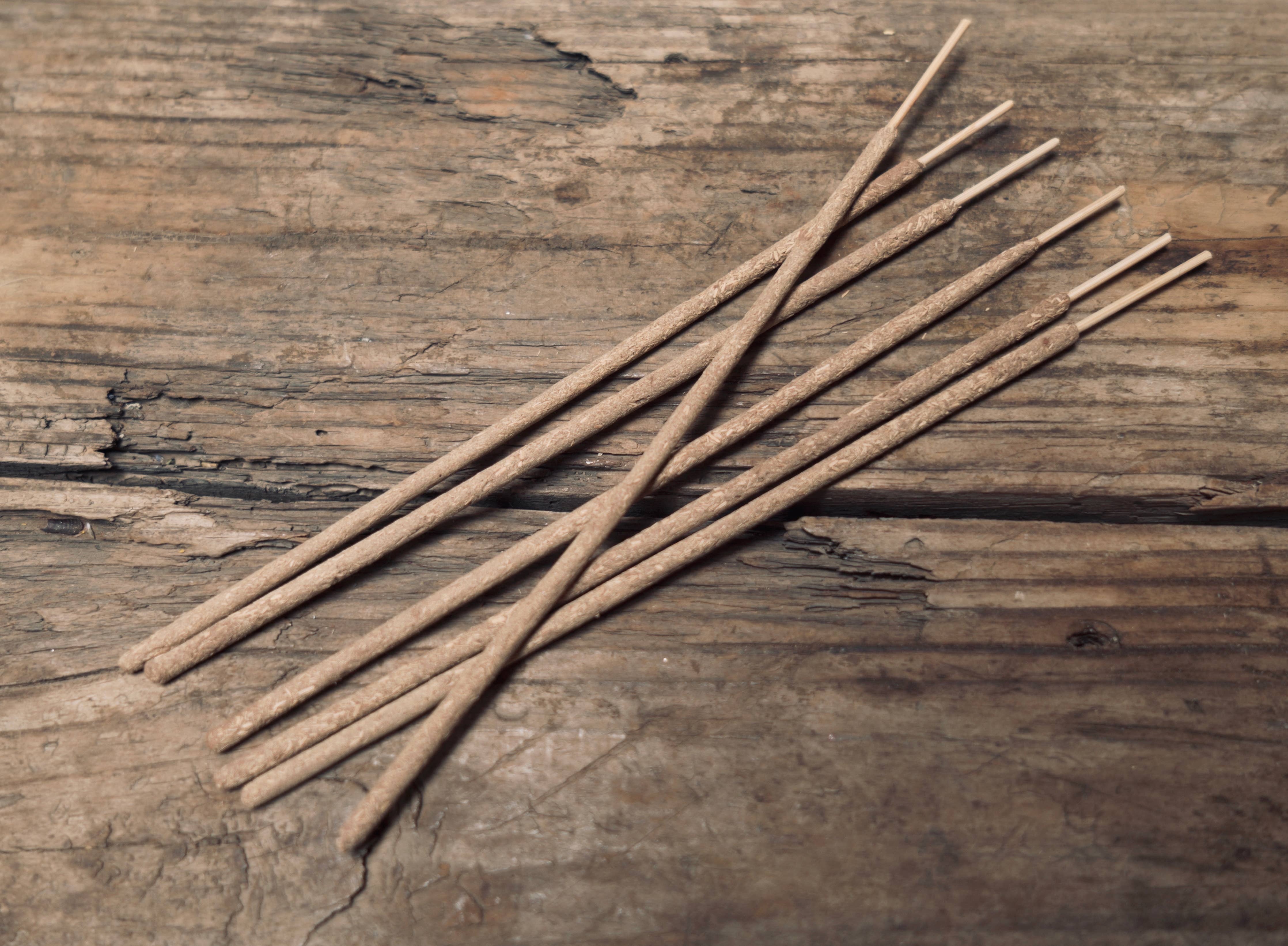 Sandalwood Incense Sticks – Grounding, Clarity & Sacred Presence