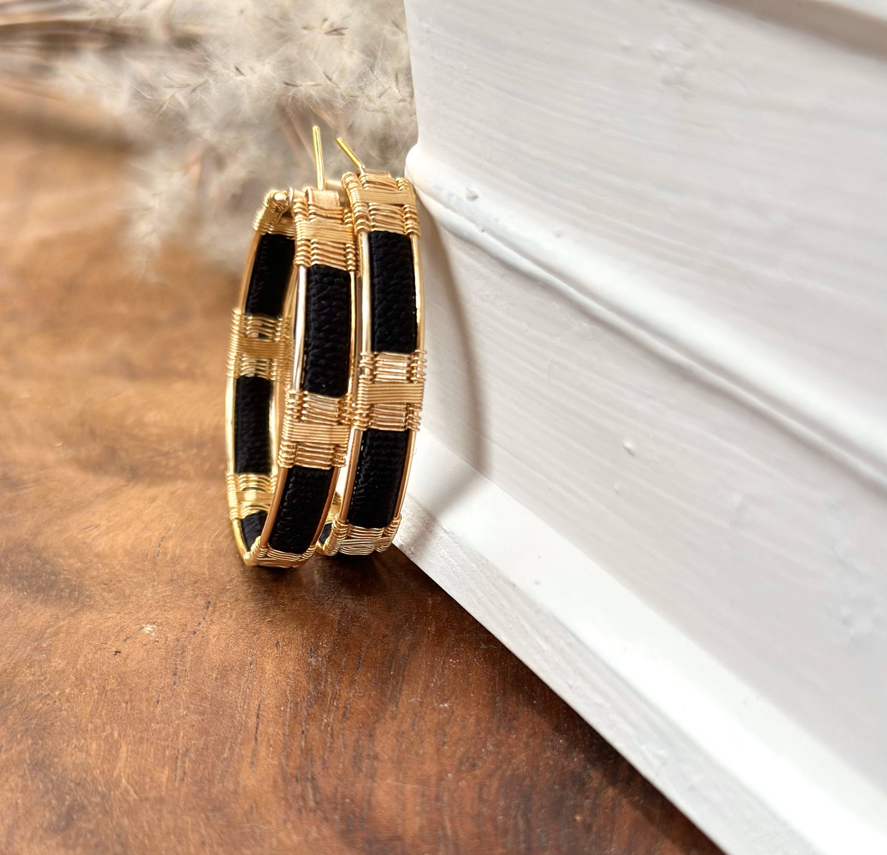 Wire and Cord Everyday Hoop Earrings (Black)