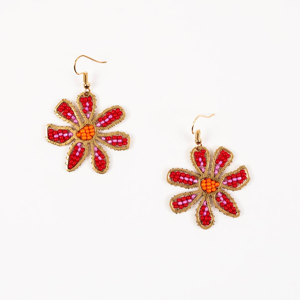 It's coming up Daisies Earrings