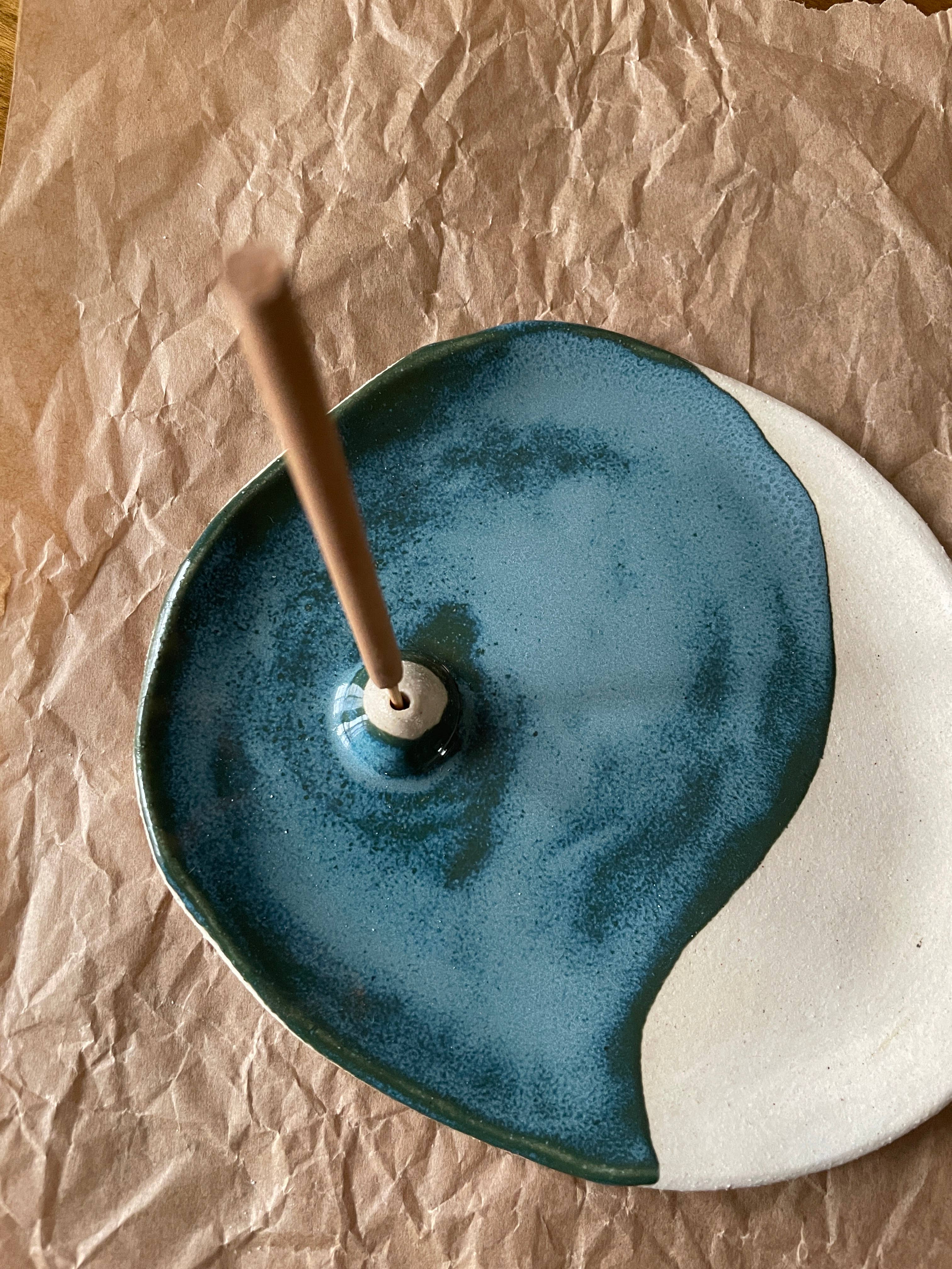 Incense Dish 〰️ Handmade Pottery 〰️ Ceramic 〰️ Lagoon