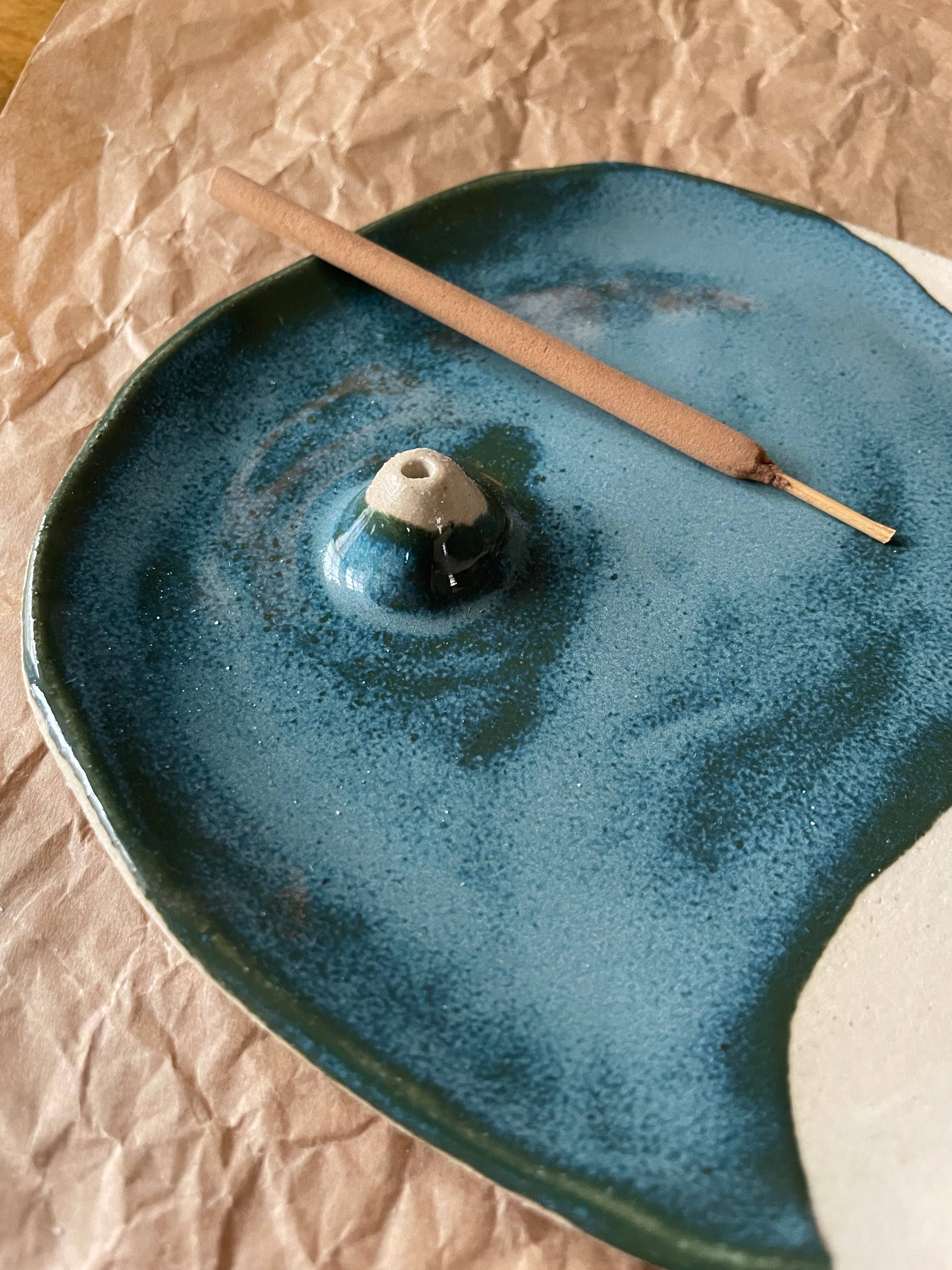 Incense Dish 〰️ Handmade Pottery 〰️ Ceramic 〰️ Lagoon