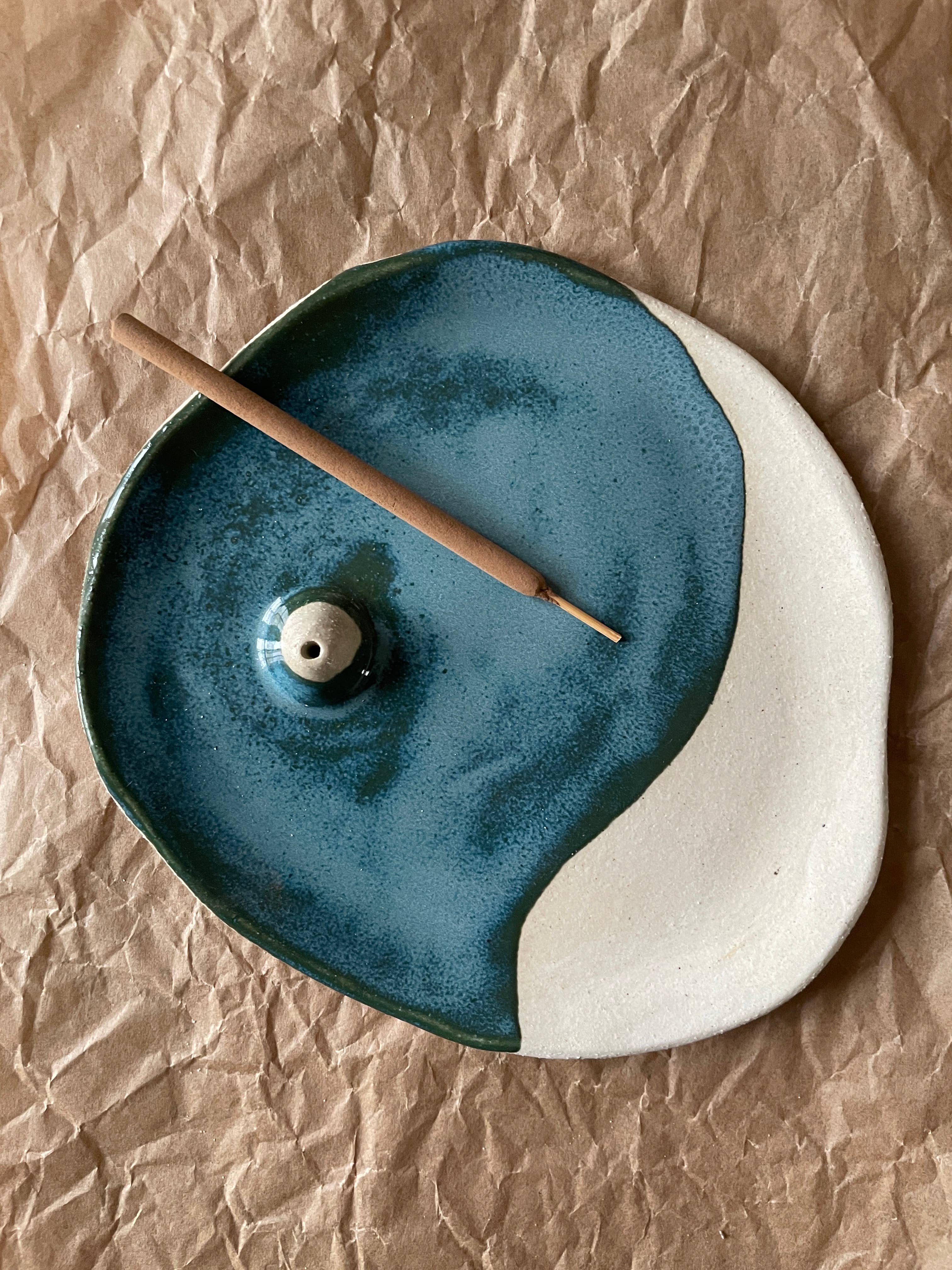 Incense Dish 〰️ Handmade Pottery 〰️ Ceramic 〰️ Lagoon
